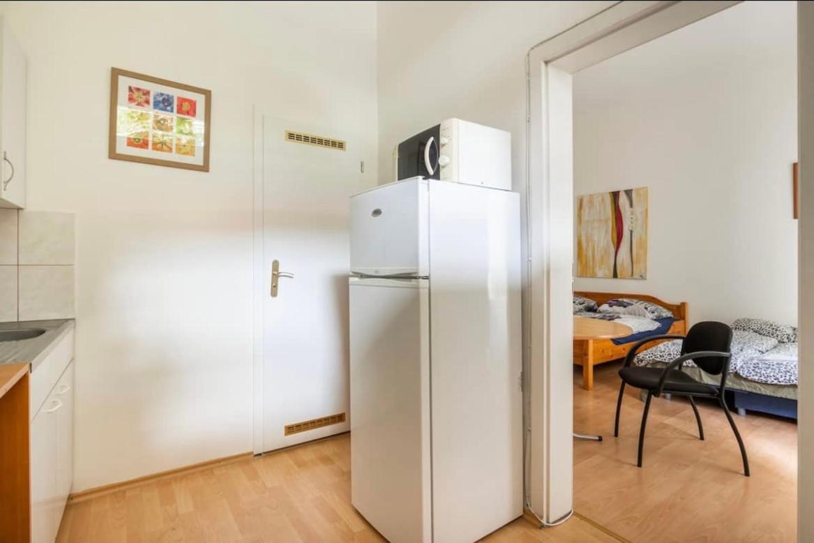 Apartment Stepanska Prague Luaran gambar