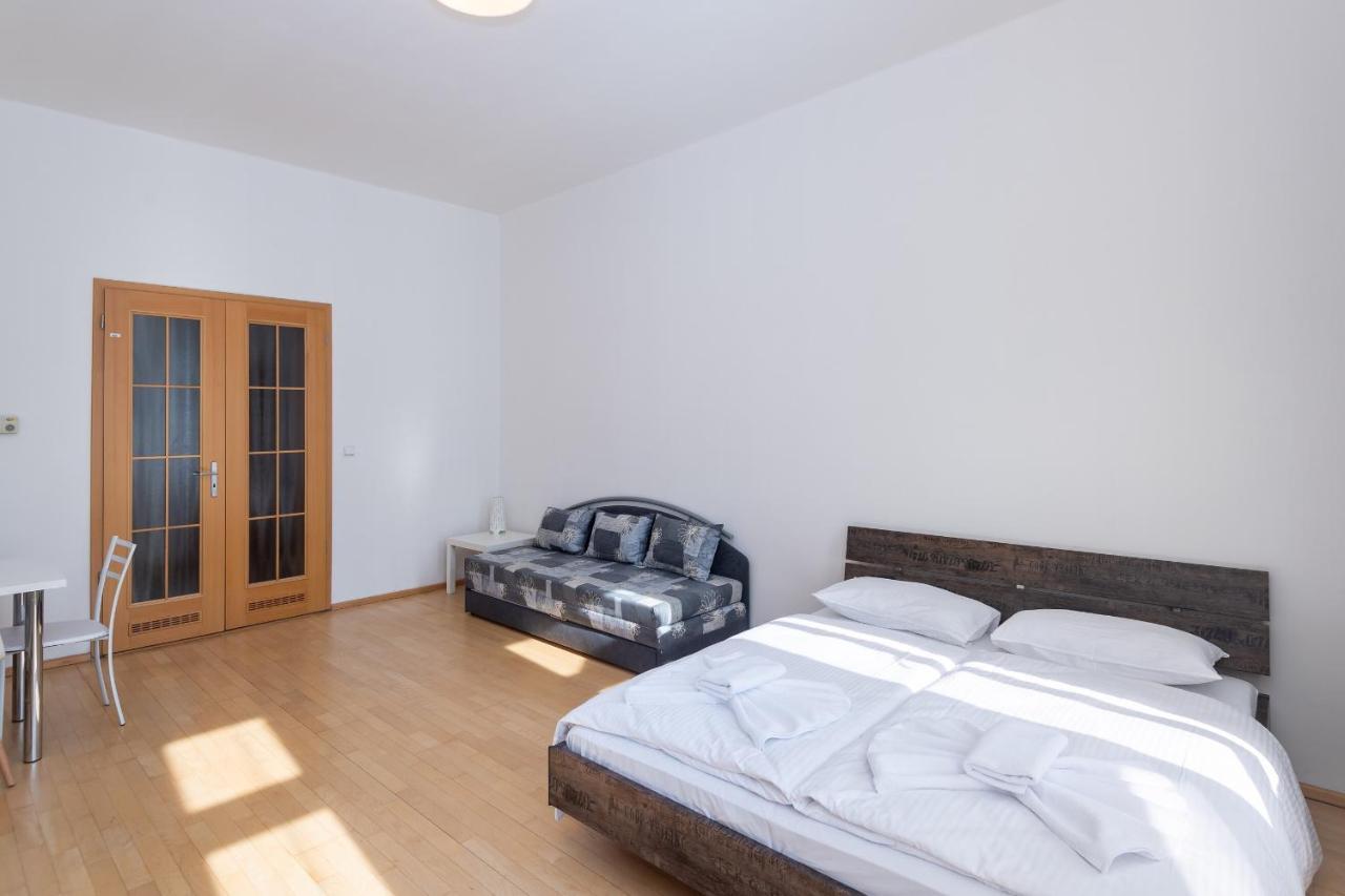 Apartment Stepanska Prague Luaran gambar